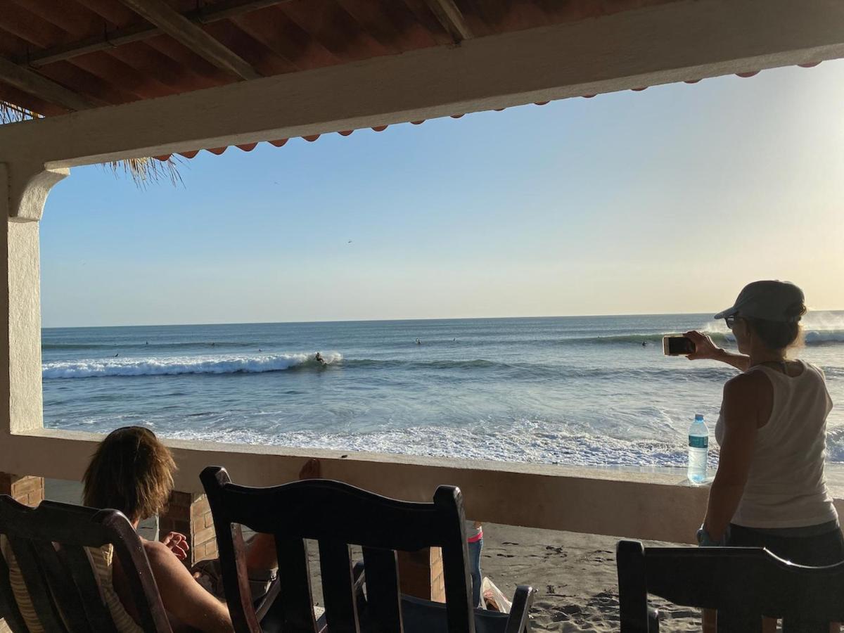 Solid Surf Camp Hostel Nicaragua Transito Екстер'єр фото