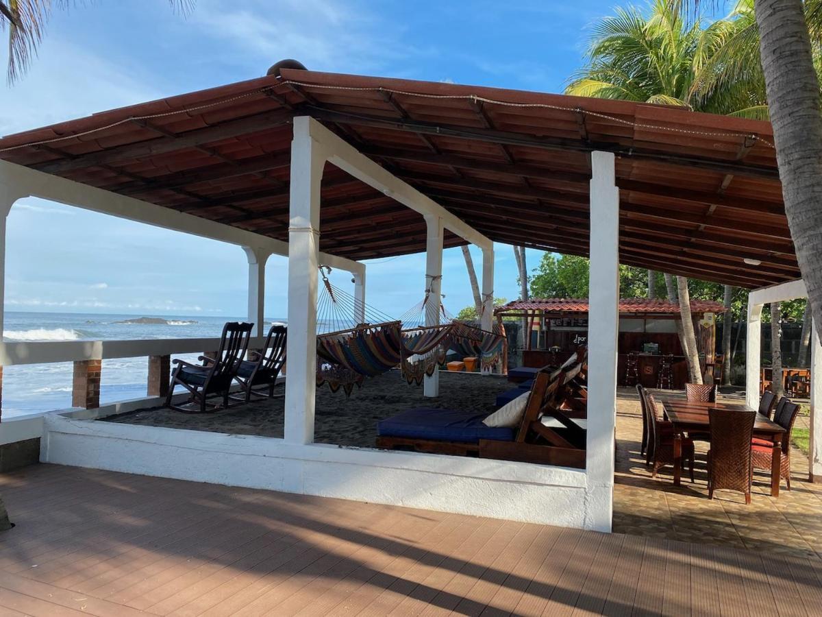 Solid Surf Camp Hostel Nicaragua Transito Екстер'єр фото