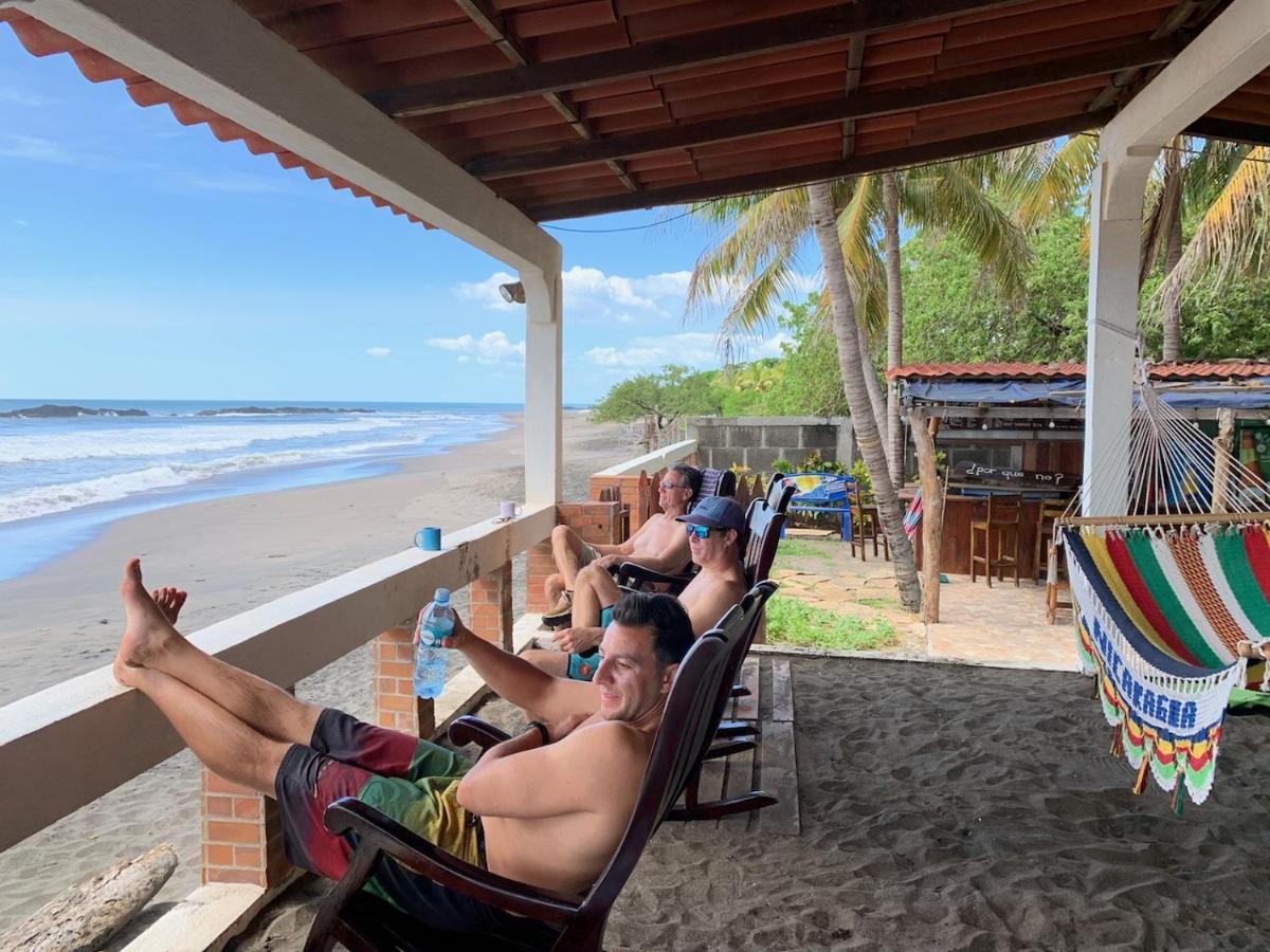 Solid Surf Camp Hostel Nicaragua Transito Екстер'єр фото