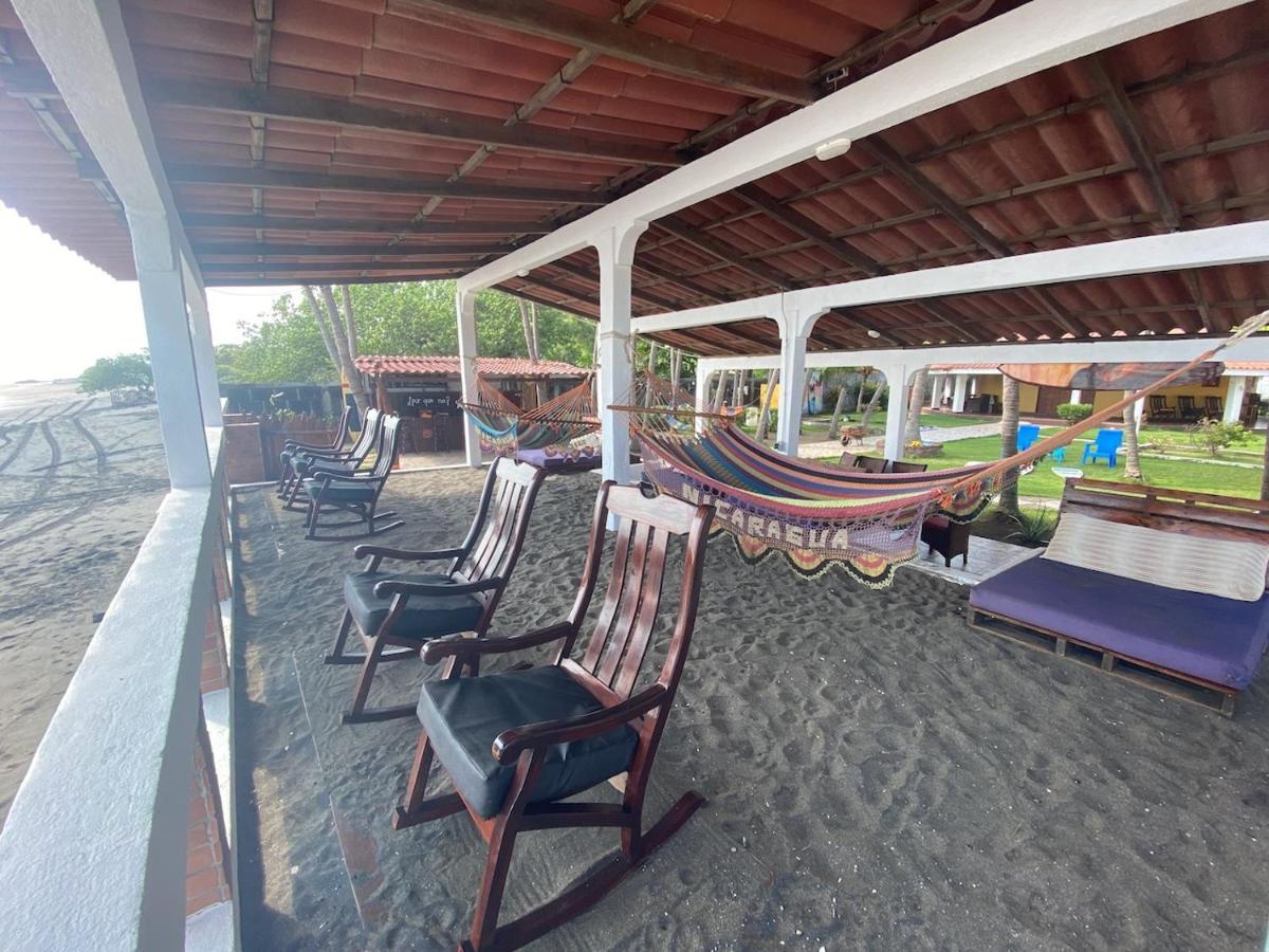Solid Surf Camp Hostel Nicaragua Transito Екстер'єр фото