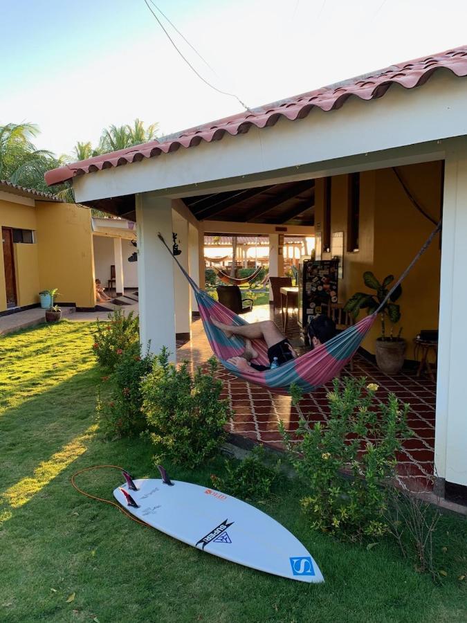 Solid Surf Camp Hostel Nicaragua Transito Екстер'єр фото