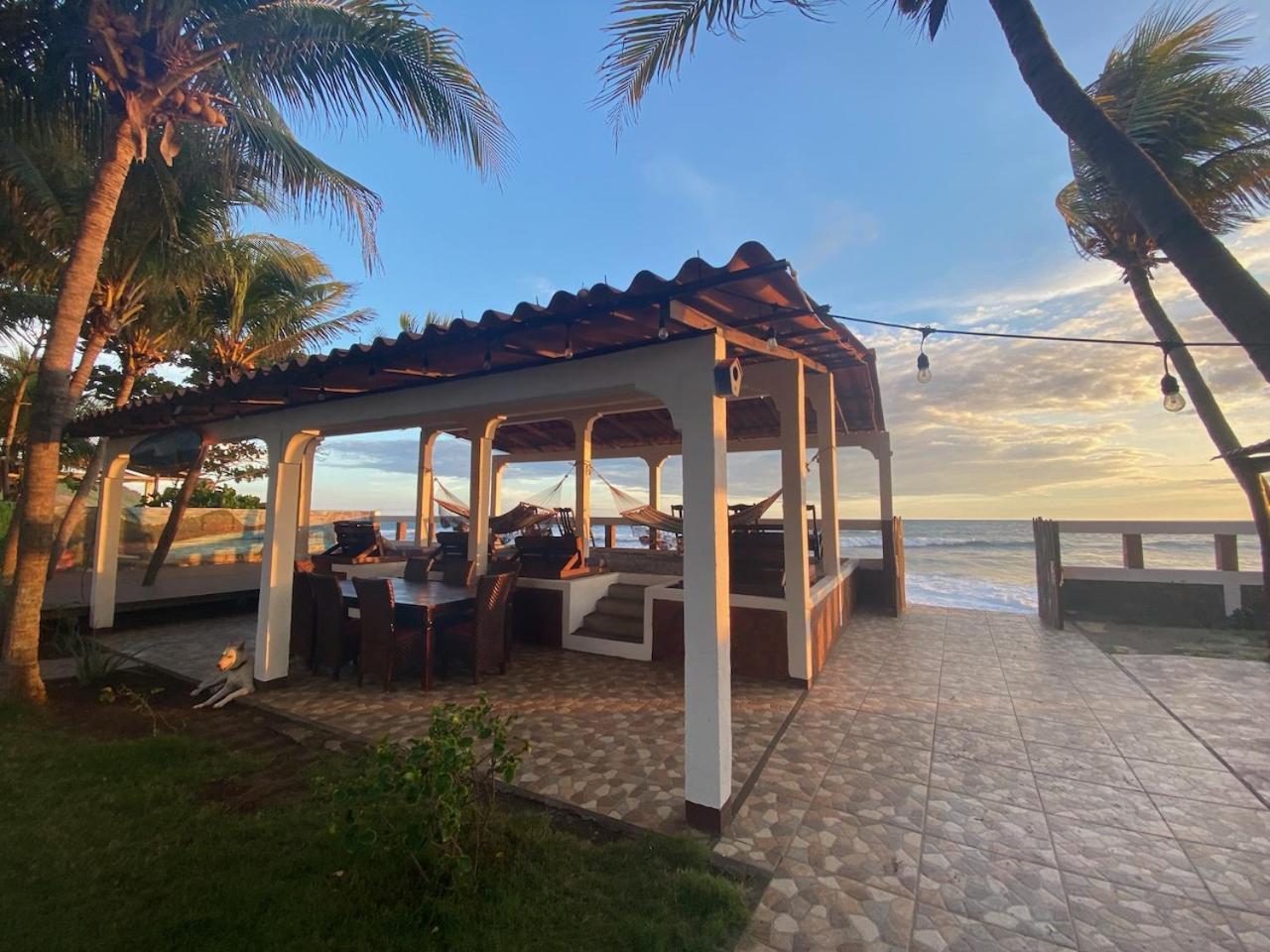 Solid Surf Camp Hostel Nicaragua Transito Екстер'єр фото